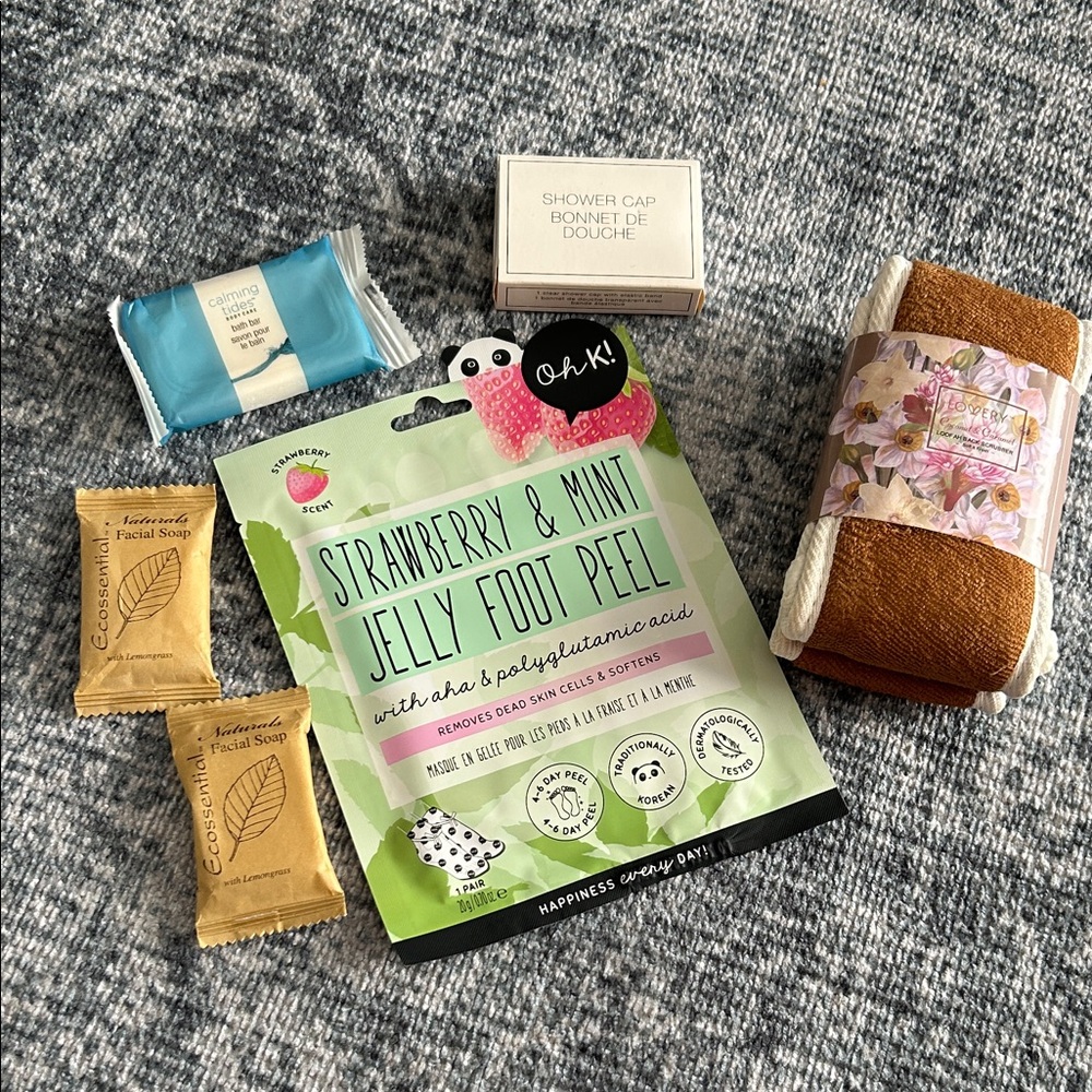 Strawberry & Mint Jelly Foot Peel Set